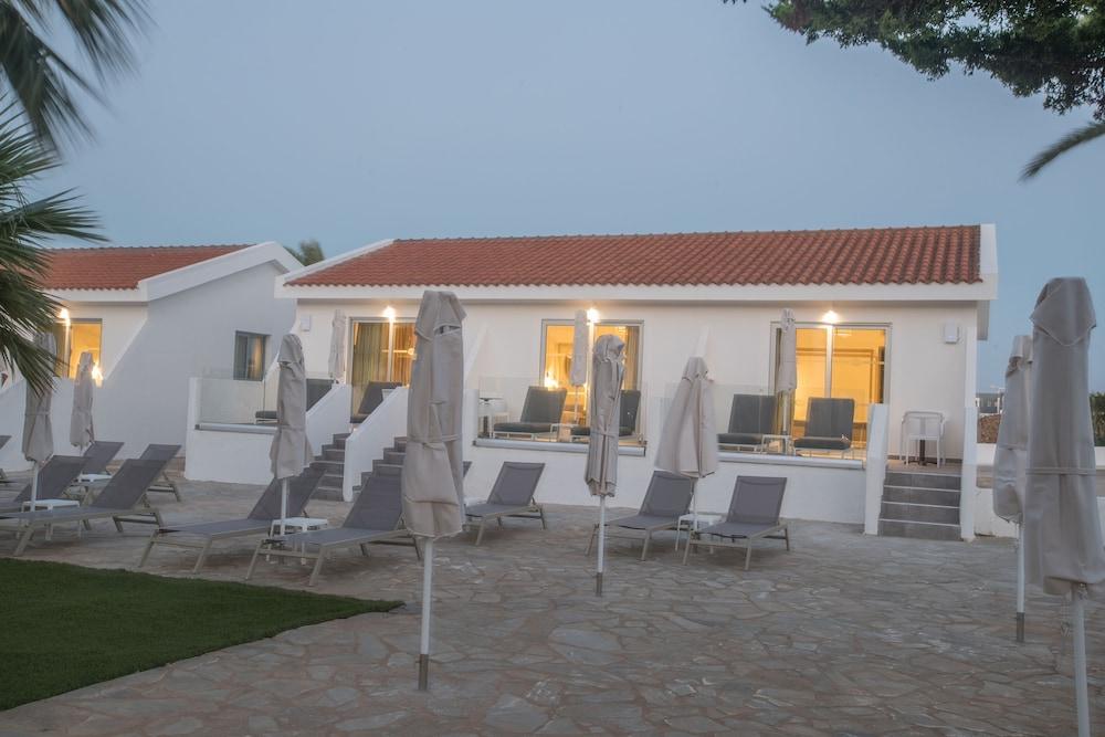Bohemian Gardens Hotel Πρωταράς Εξωτερικό φωτογραφία