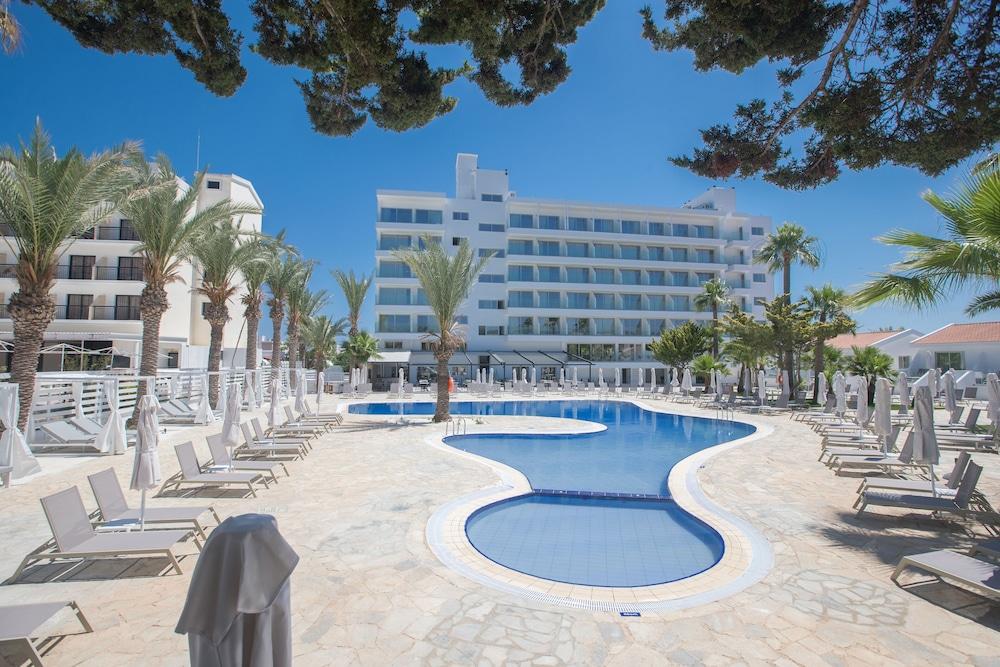 Bohemian Gardens Hotel Πρωταράς Εξωτερικό φωτογραφία
