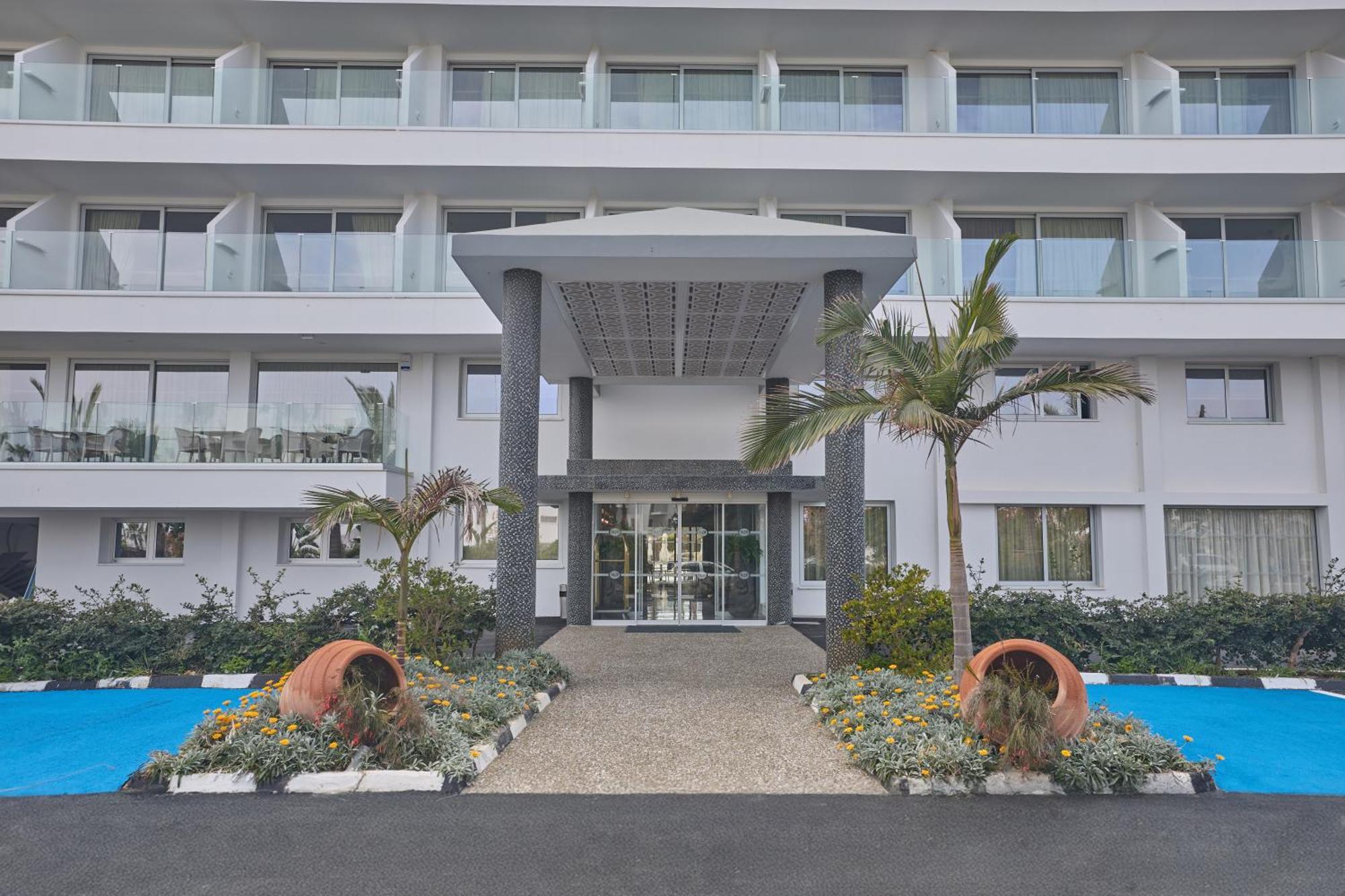 Bohemian Gardens Hotel Πρωταράς Εξωτερικό φωτογραφία