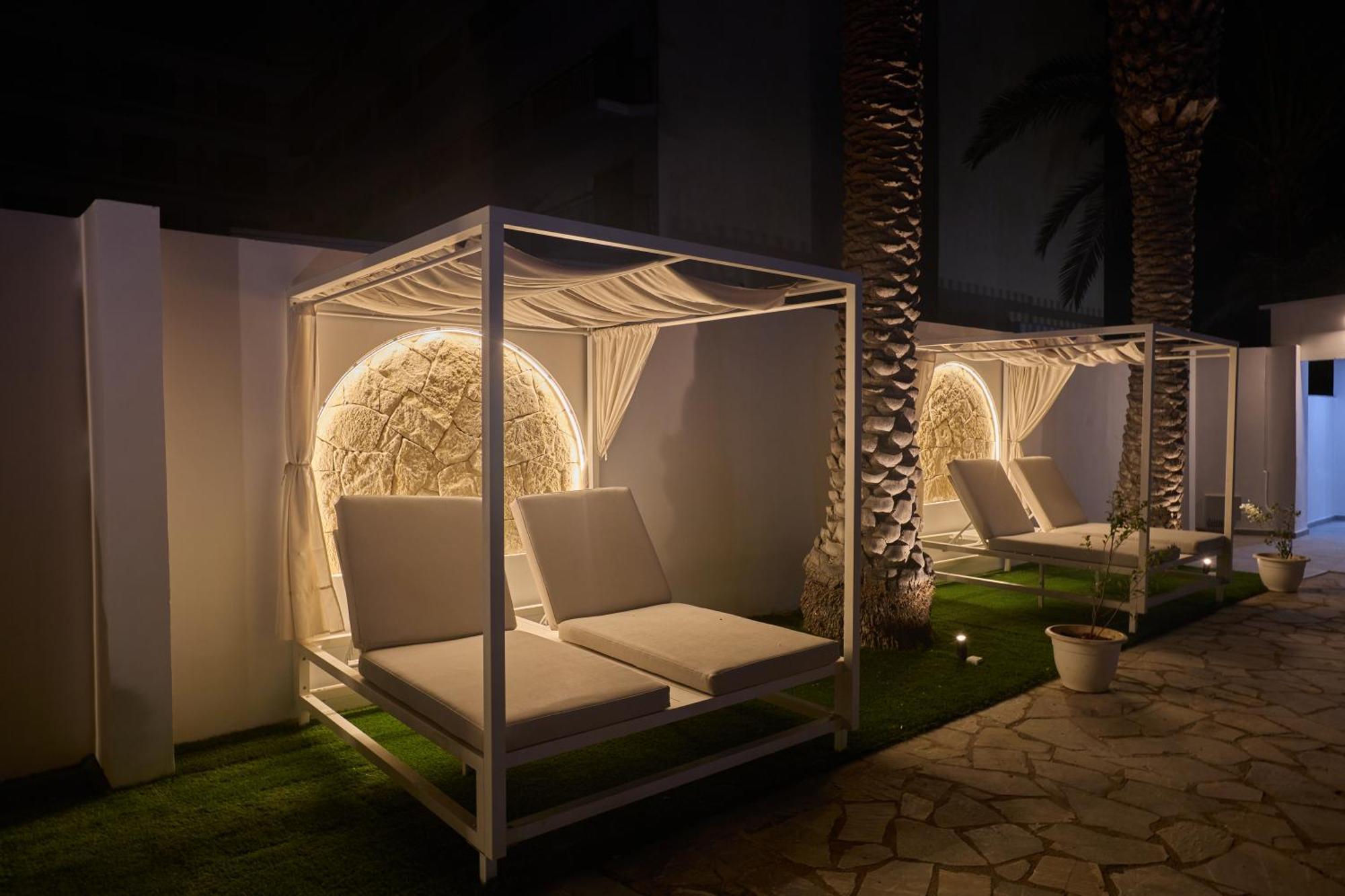 Bohemian Gardens Hotel Πρωταράς Εξωτερικό φωτογραφία